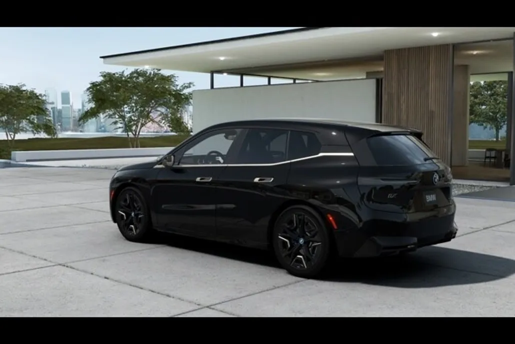 2025 Bmw iX photo 1