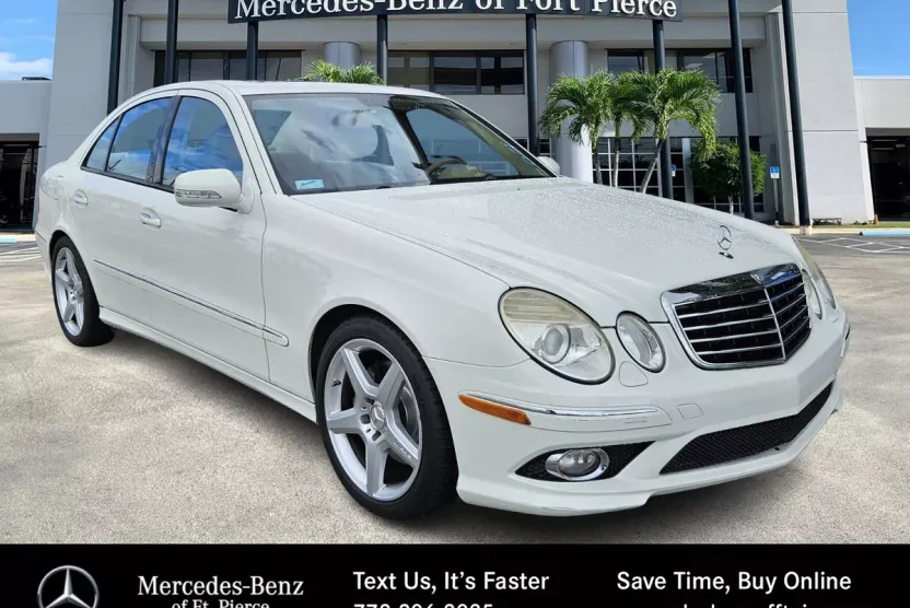 2009 Mercedes Benz E Sedan photo 1