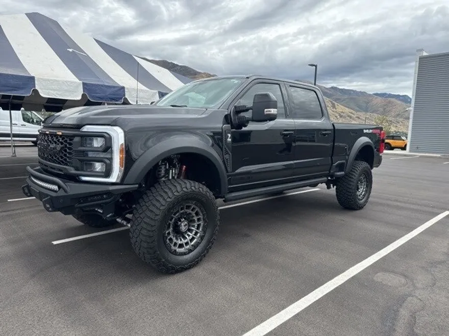 2024 Ford F-250 Lariat photo 1