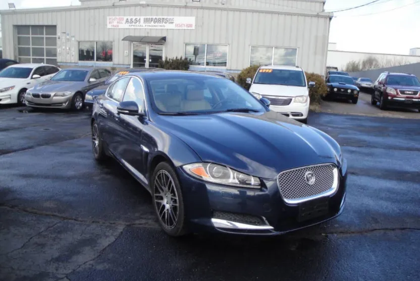 2013 Jaguar XF 3.0 photo 1