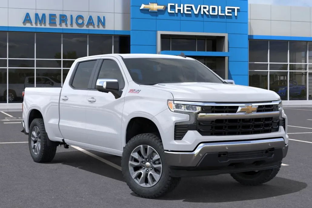 2026 Chevrolet Silverado 1500 LT photo 1