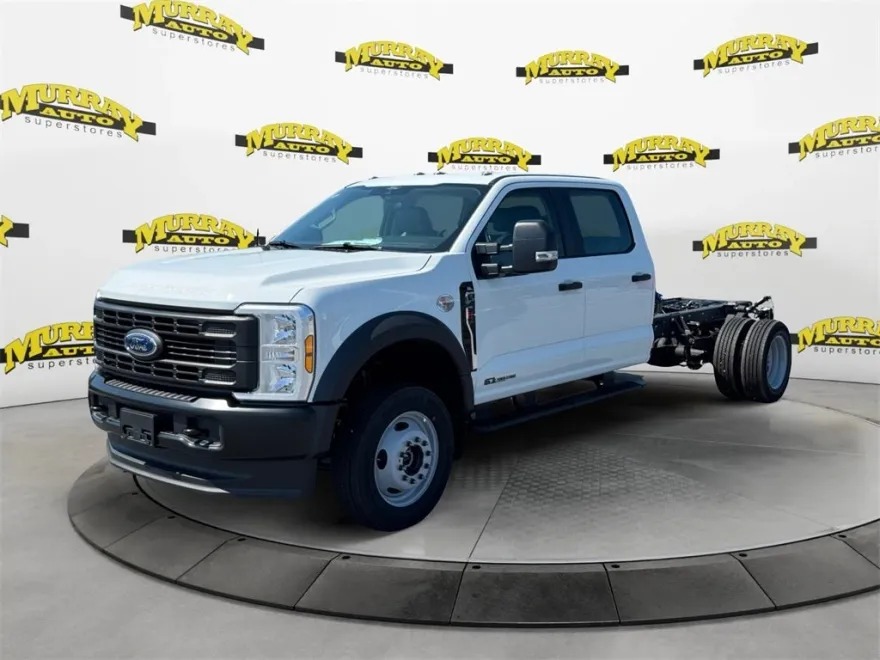 2025 Ford F-450 photo 1
