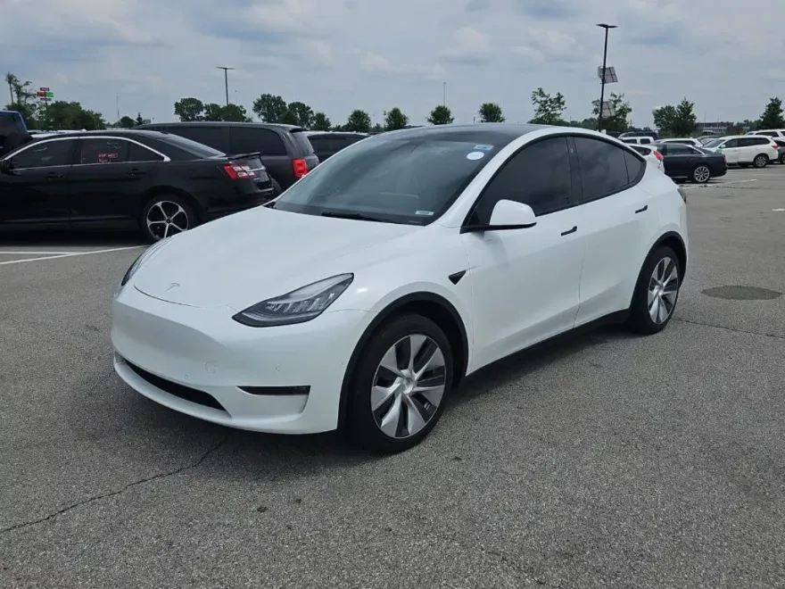 2021 Tesla Model Y Long Range photo 1