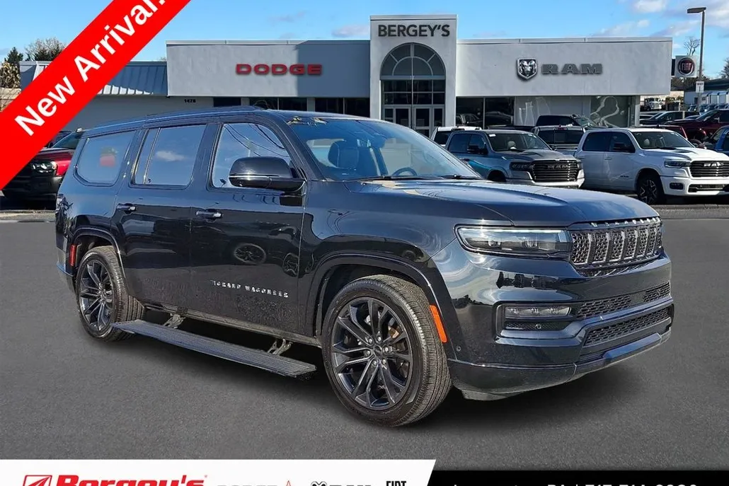 2022 Jeep Grand Wagoneer II photo 1