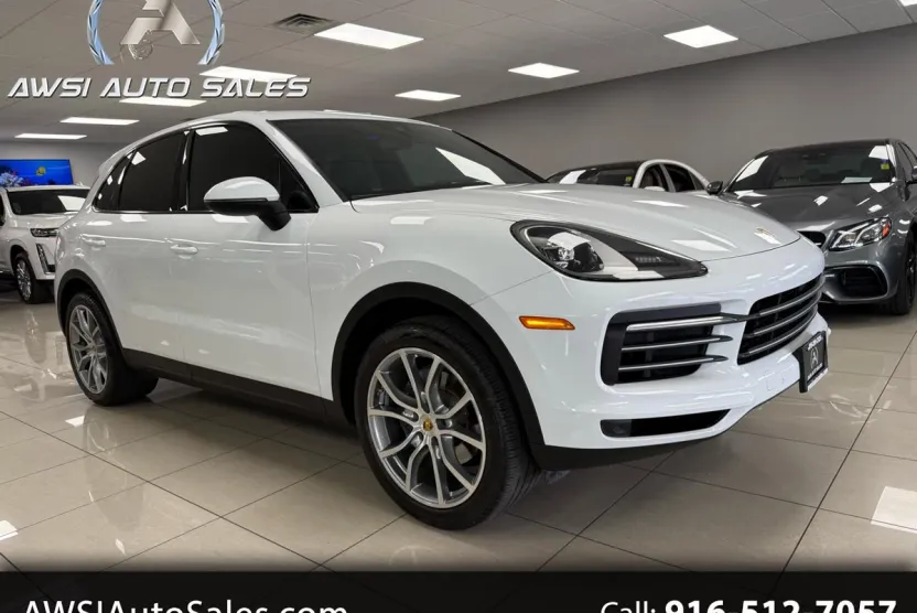 2019 Porsche Cayenne Base photo 1