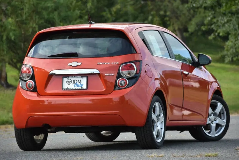 2012 Chevrolet Sonic LTZ photo 1