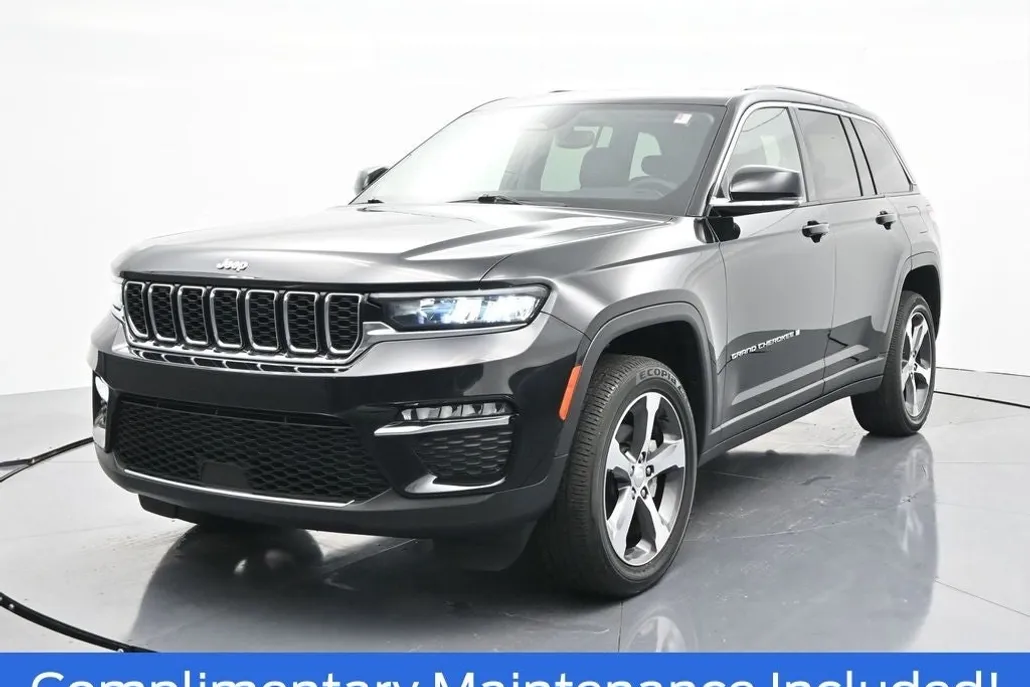 2023 Jeep Grand Cherokee Limited photo 1
