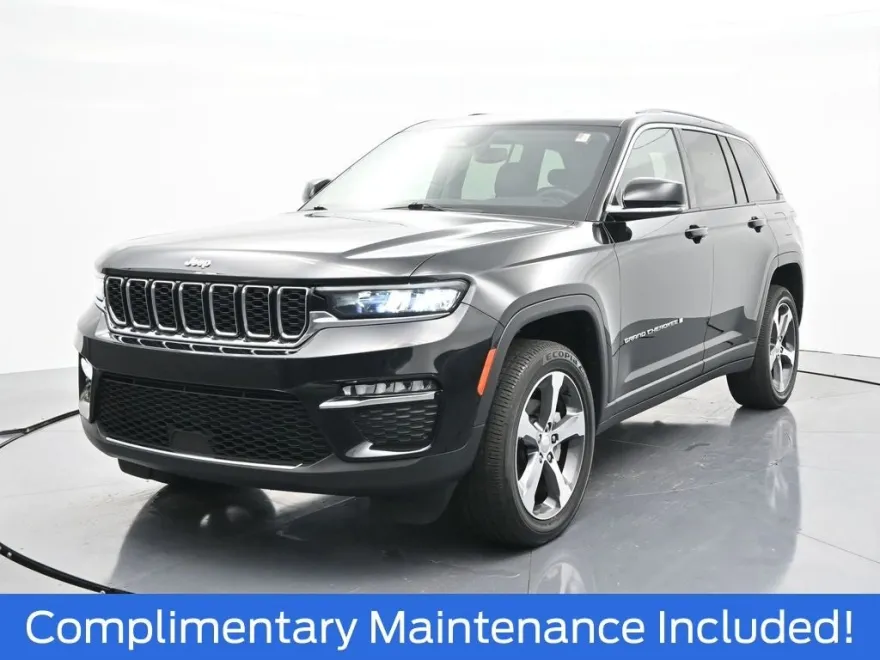 2023 Jeep Grand Cherokee Limited photo 1