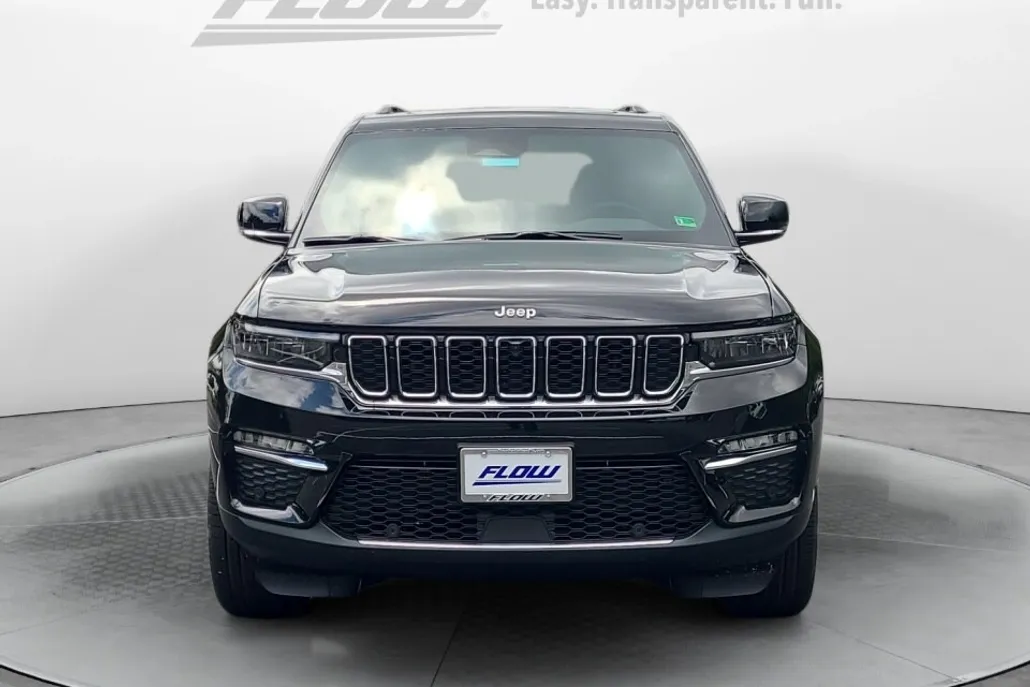 2025 Jeep Grand Cherokee Limited photo 1