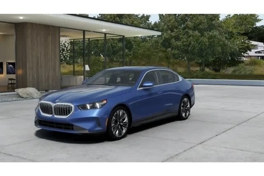 2026 Bmw 530i xDrive Sedan photo 1
