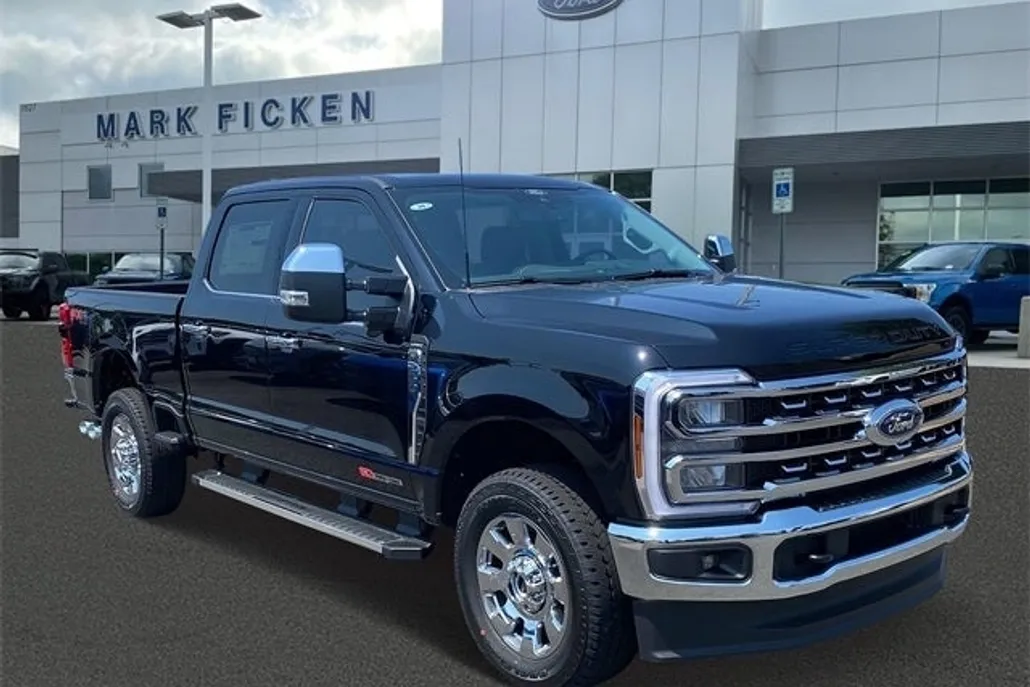 2025 Ford F-250 photo 1