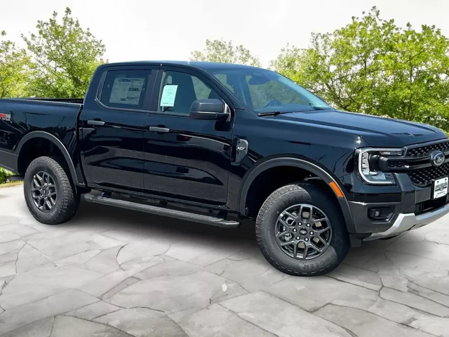 2025 Ford Ranger XLT photo 1