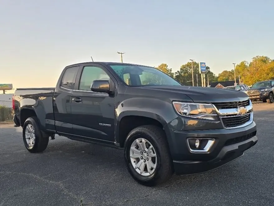 2018 Chevrolet Colorado LT photo 1