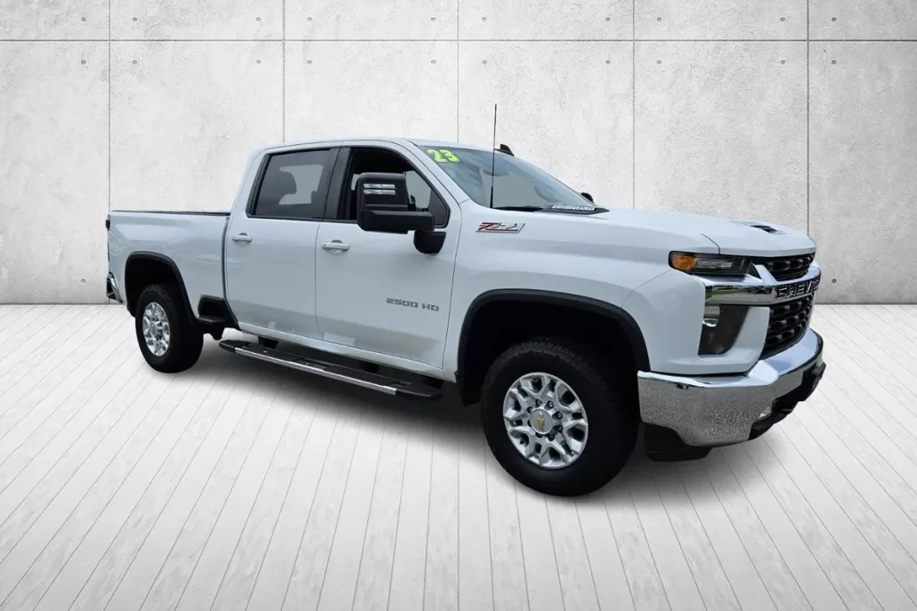 2023 Chevrolet Silverado 2500HD LT photo 1