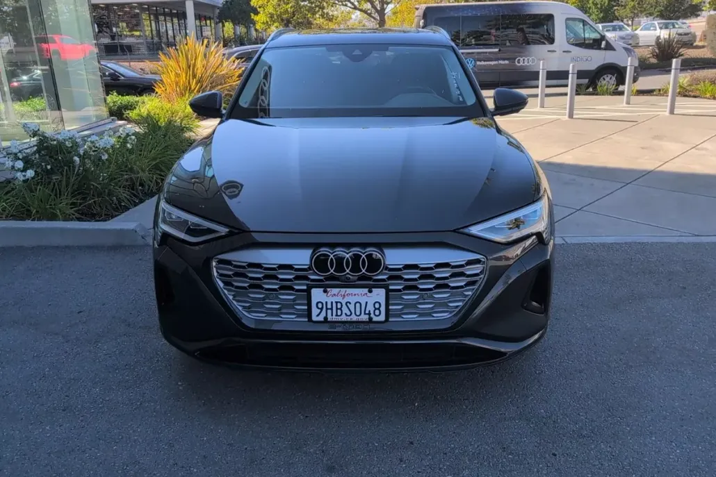2024 Audi Q8 E-tron Premium Plus photo 1