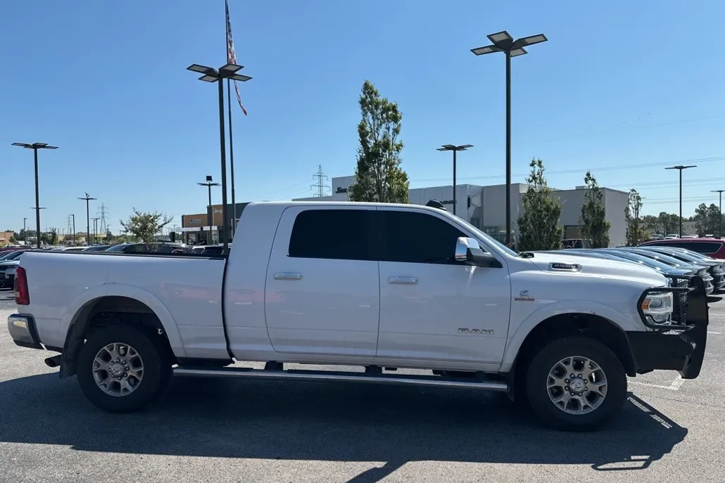 2022 Ram 2500 Laramie photo 1