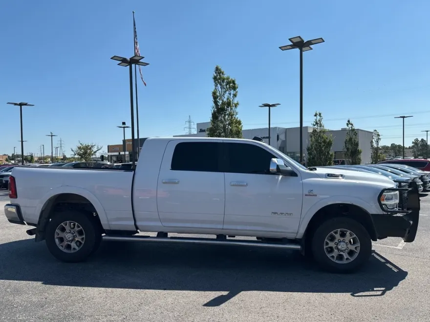 2022 Ram 2500 Laramie photo 1