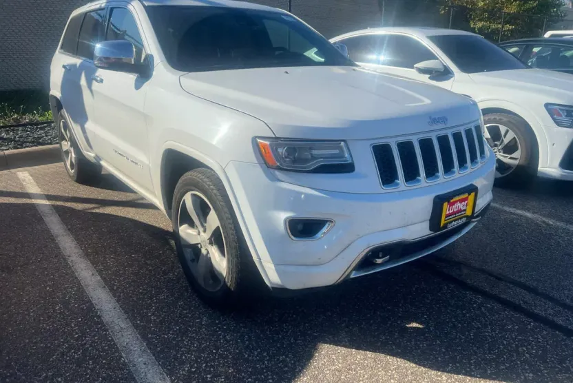 2014 Jeep Grand Cherokee Overland photo 1