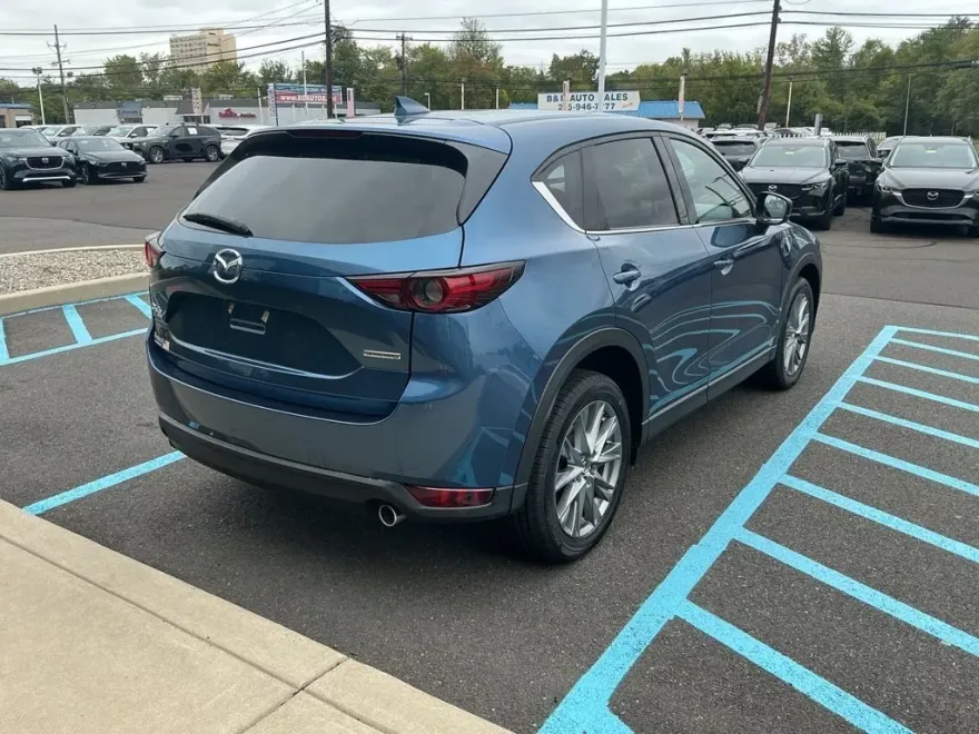 2020 Mazda CX-5 Grand Touring photo 1