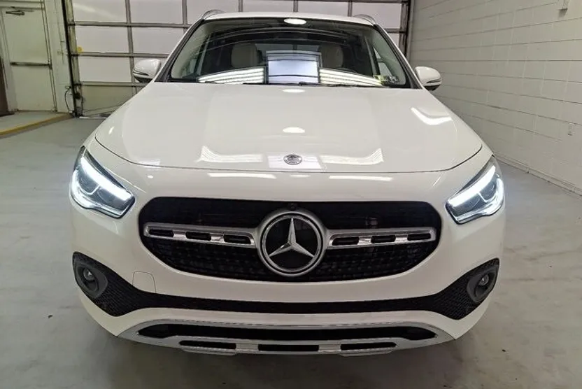 2023 Mercedes Benz GLA 250 4MATIC photo 1