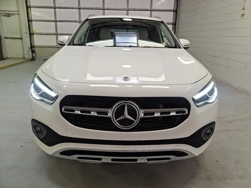 2023 Mercedes Benz GLA 250 4MATIC photo 1