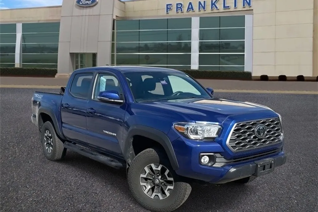 2022 Toyota Tacoma TRD Off-Road V6 photo 1
