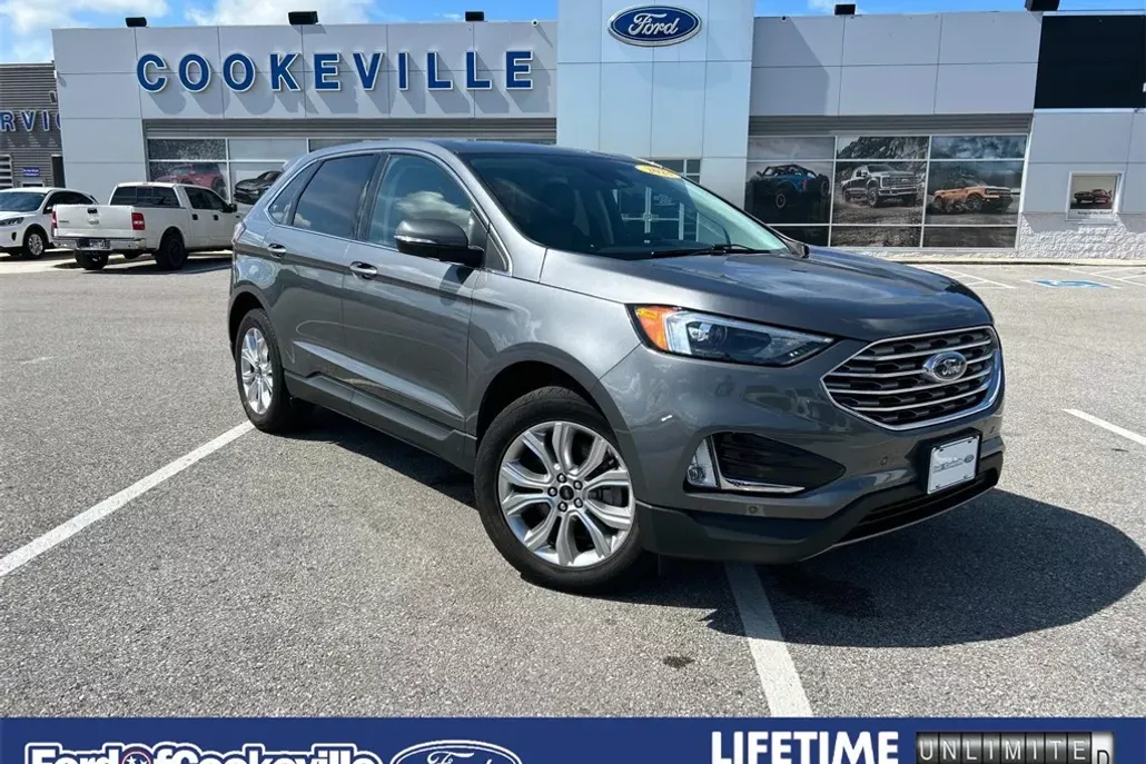 2024 Ford Edge Titanium photo 1