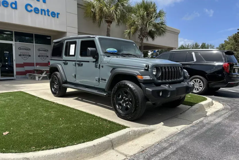 2025 Jeep Wrangler Sport photo 1