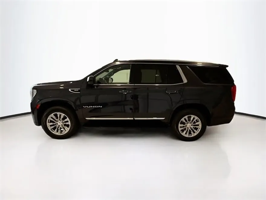2023 Gmc Yukon SLT photo 1