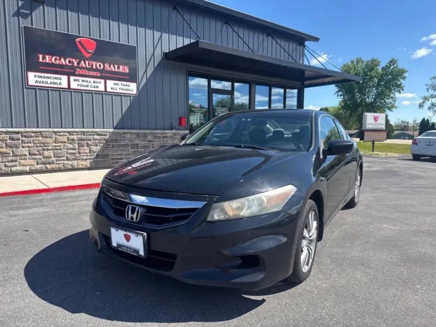 2011 Honda Accord LX photo 1