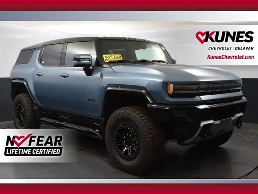 2024 Gmc Hummer EV SUV photo 1