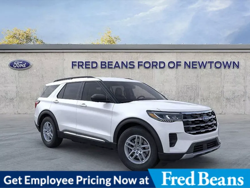 2025 Ford Explorer photo 1