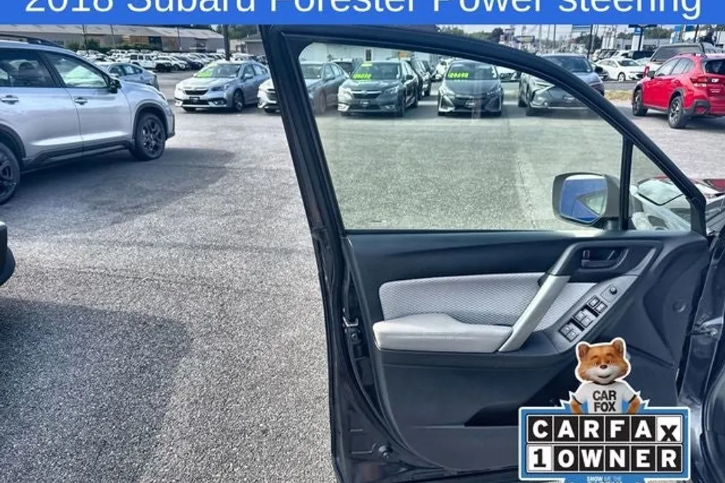 2018 Subaru Forester 2.5i Premium photo 1