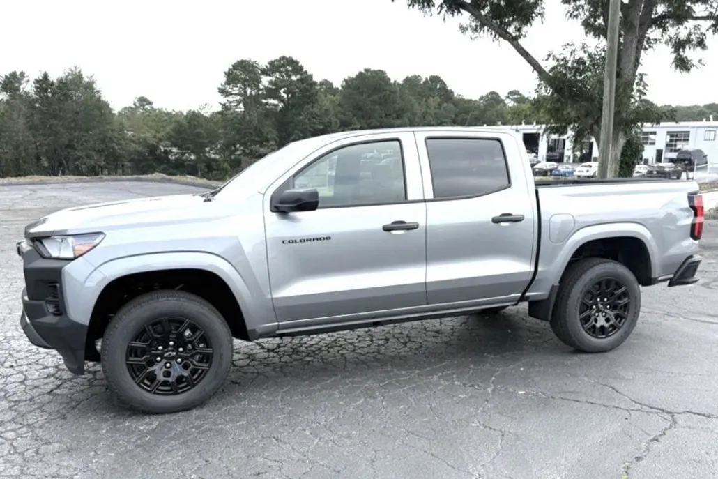 2026 Chevrolet Colorado Work Truck photo 1
