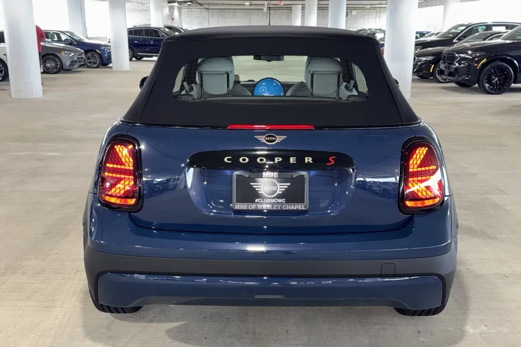2026 Mini Cooper S Convertible Iconic photo 1