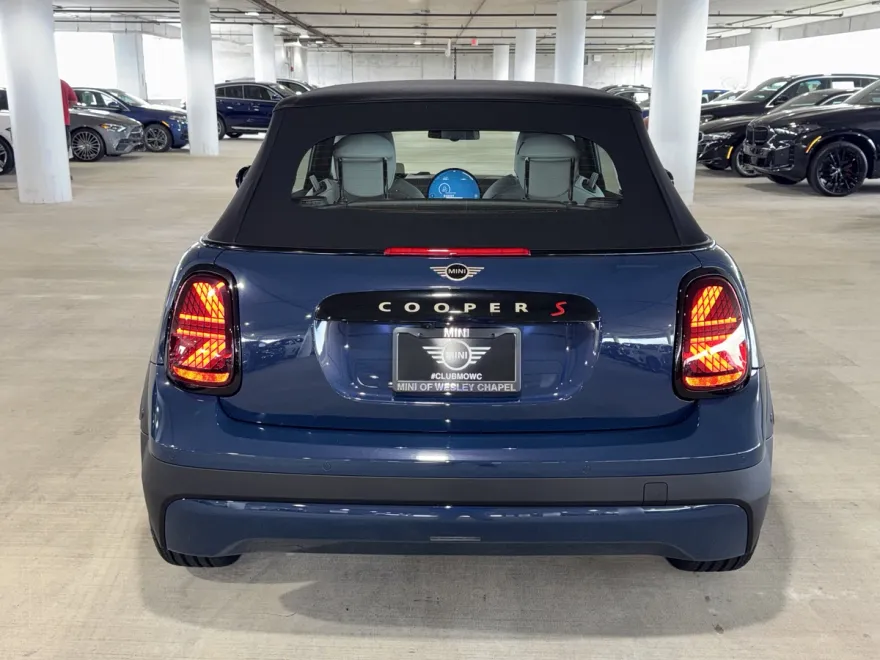 2026 Mini Cooper S Convertible Iconic photo 1