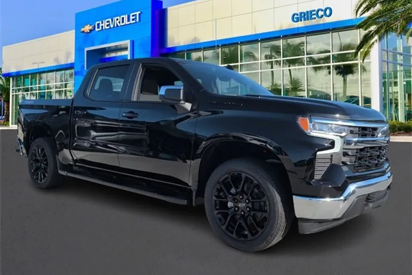 2026 Chevrolet Silverado 1500 LT photo 1