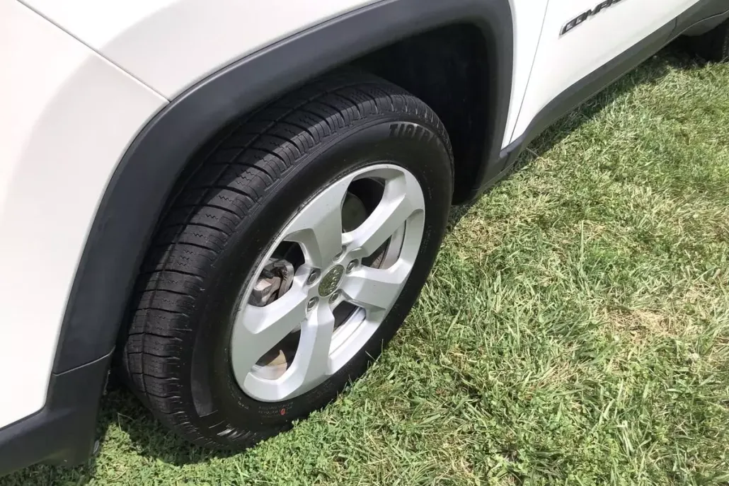 2018 Jeep Compass Latitude photo 1