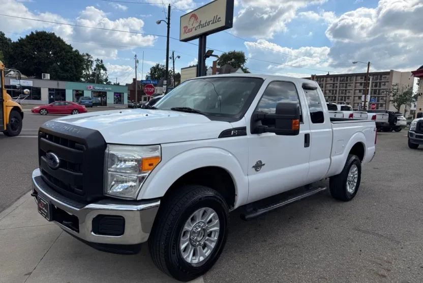 2016 Ford F-250 XL photo 1