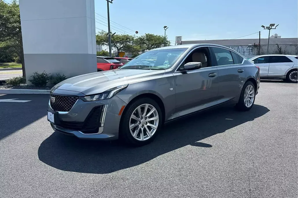 2021 Cadillac CT5 Luxury photo 1