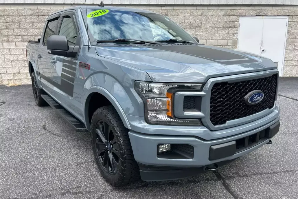 2019 Ford F-150 XLT photo 1