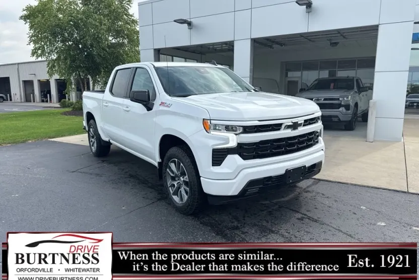 2026 Chevrolet Silverado 1500 RST photo 1