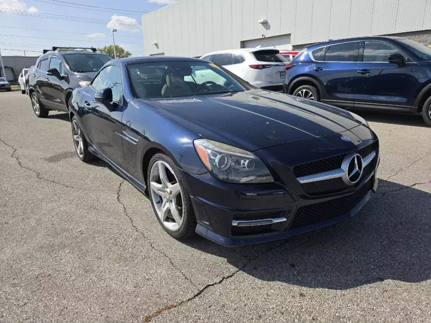2014 Mercedes Benz SLK 250 photo 1