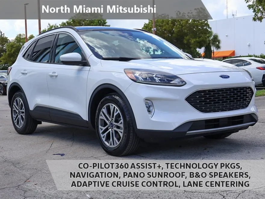 2022 Ford Escape SEL photo 1