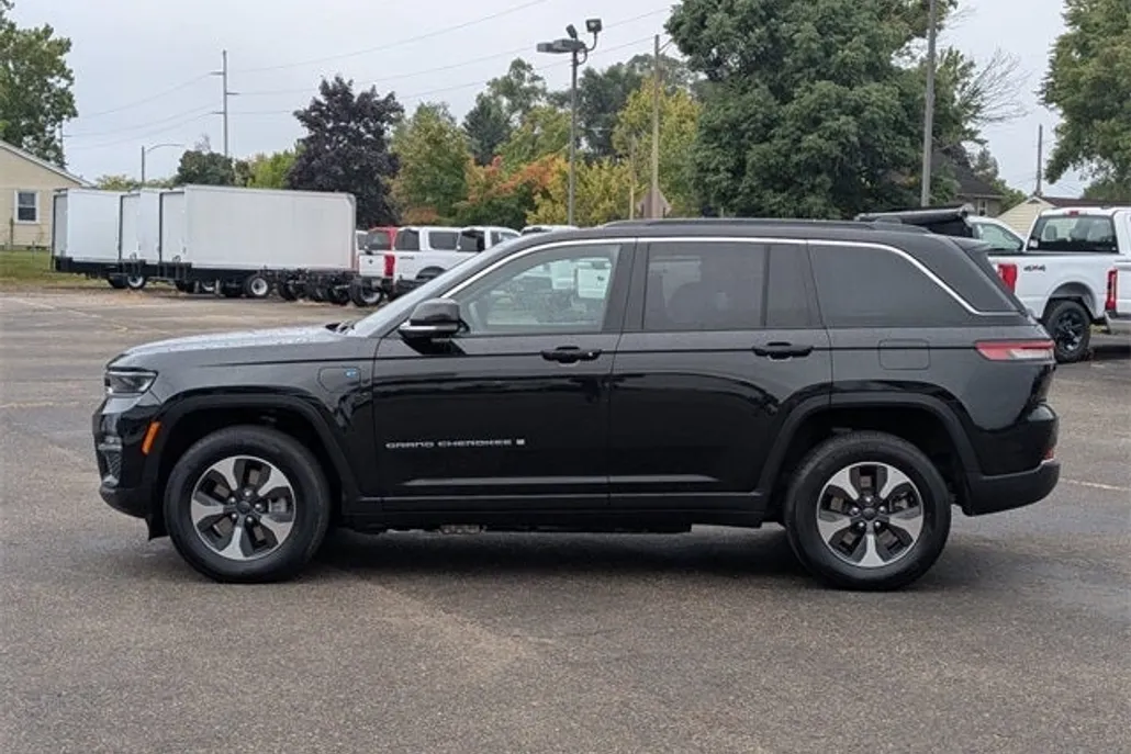 2024 Jeep Grand Cherokee Limited 4xe photo 1