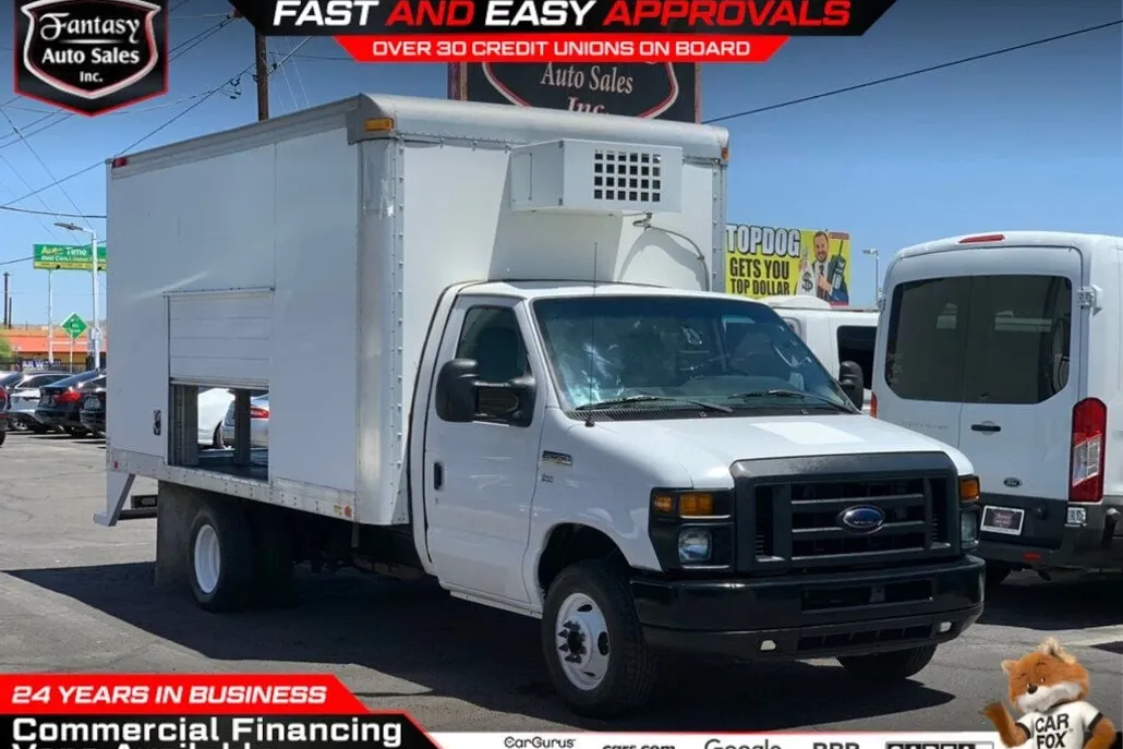 2013 Ford E-450 photo 1