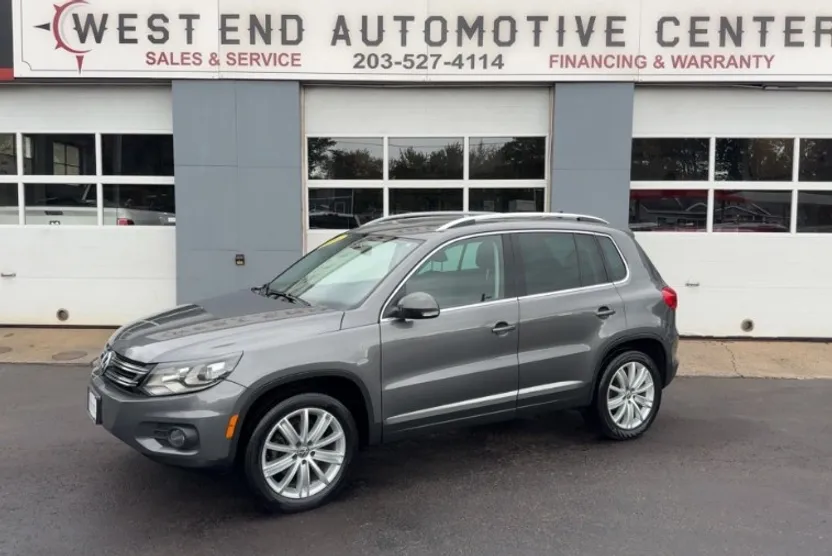 2016 Volkswagen Tiguan S photo 1