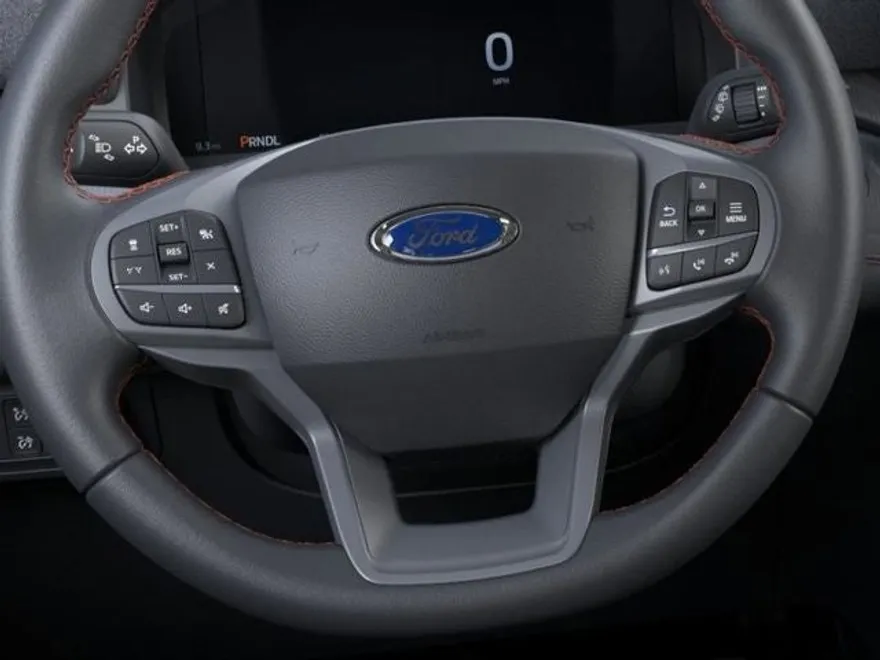 2025 Ford Explorer photo 1