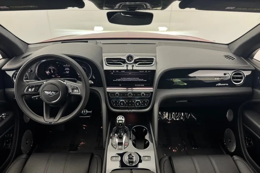 2025 Bentley Bentayga Azure photo 1