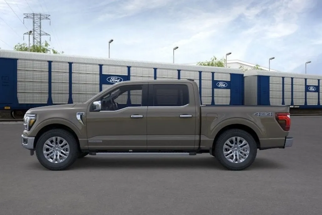 2025 Ford F-150 Lariat photo 1